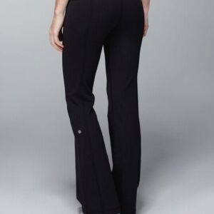 Lululemon Reversible Groove Flare Pants Full On Luon Black Pink Quilt  XS 2 Tall